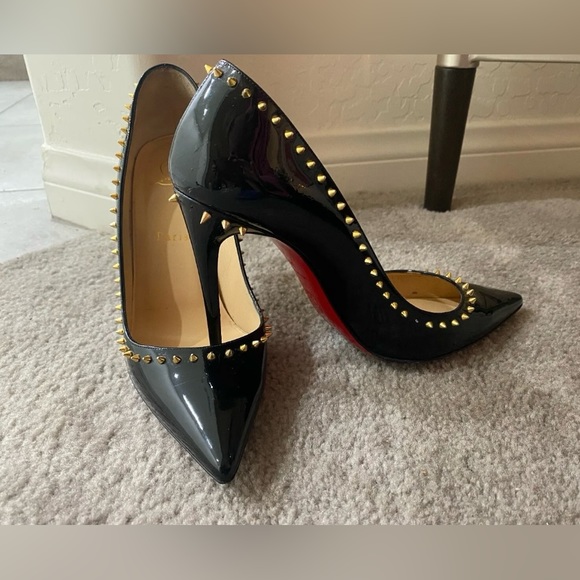 HOT Christian Louboutin Anjalina spike studded black patent leather pointy pumps - Picture 6 of 12